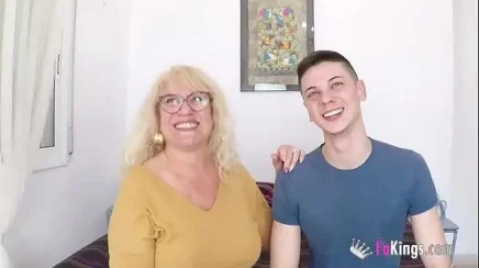 Pornô da tia gostosa dando sua buceta com muito tesão